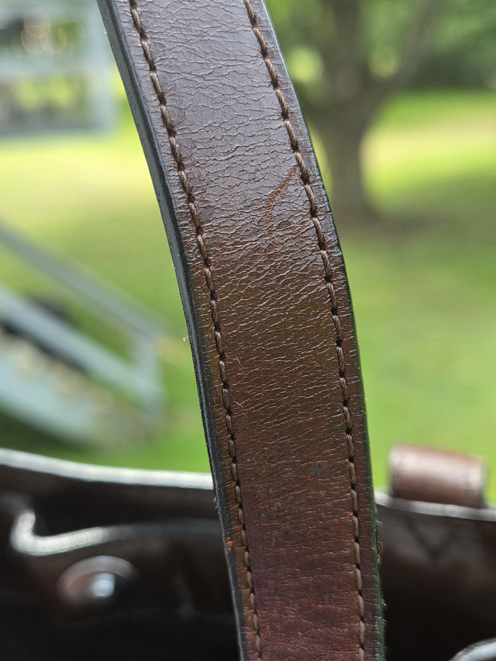 Italian Leather Brown Croc-Embossed Leather Tote Bag - Picture 3 of 12